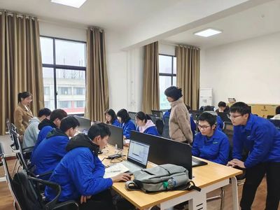 教育软件的技术开发专业实习——大数据与计算机学院2020级软件工程专业赴新钢学习实践